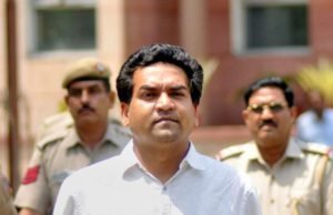 Live: Kapil Mishra becomes unconscious while revealing Arvind Kejriwal's scandal